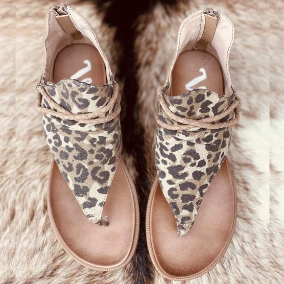 Boho Western Leopard Print Sandals - Picture 3 of 3